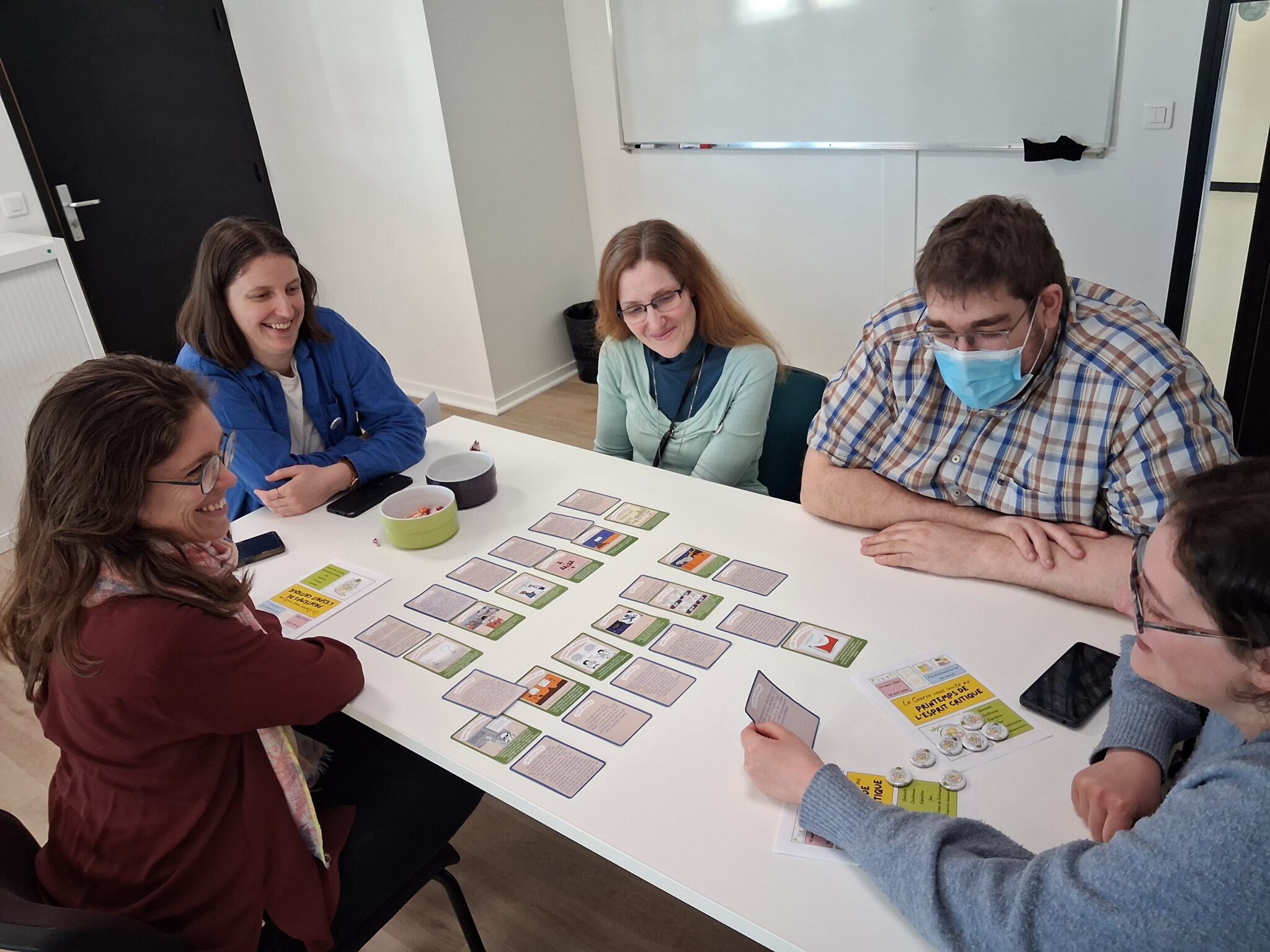 Atelier biais cognitifs et arguments fallacieux
